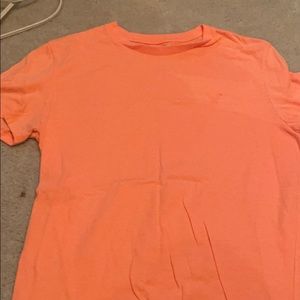 orange t-shirt